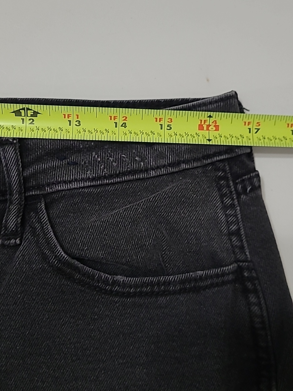 Hollister Charcoal Grey/Light Black High-Rise Mom Jeans with Raw Hem size 15R - Picture 5 of 7